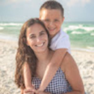 Meet your Posher, Leslie